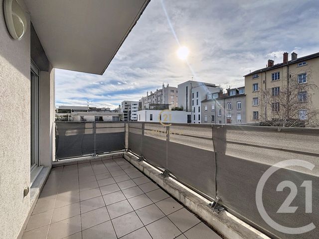 Appartement F3 à vendre - 3 pièces - 69.9 m2 - LYON - 69008 - RHONE-ALPES - Century 21 Hestia Ldi