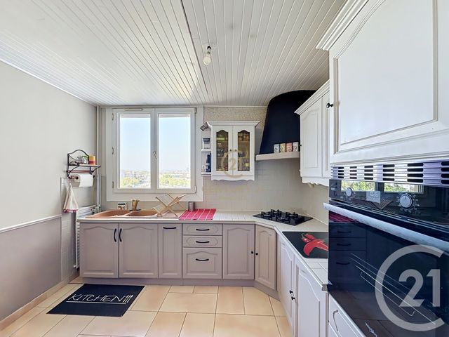 Appartement F2 bis à vendre - 2 pièces - 62.39 m2 - VAULX EN VELIN - 69 - RHONE-ALPES - Century 21 Hestia Ldi