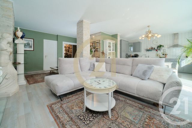 Appartement T4 à vendre - 4 pièces - 97.81 m2 - LYON - 69008 - RHONE-ALPES - Century 21 Hestia Ldi