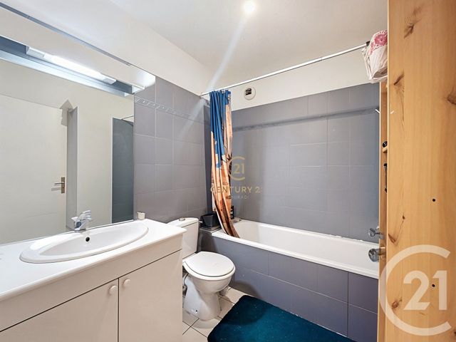 Appartement F1 à vendre - 1 pièce - 40.0 m2 - LYON - 69008 - RHONE-ALPES - Century 21 Hestia Ldi