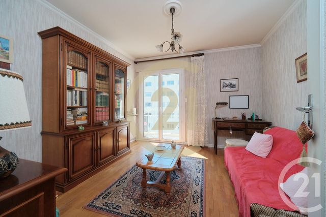 Appartement T3 à vendre - 3 pièces - 84.79 m2 - LYON - 69008 - RHONE-ALPES - Century 21 Hestia Ldi