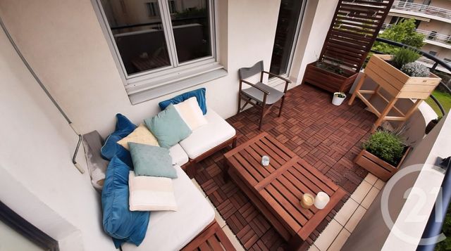 Appartement à vendre - 3 pièces - 66.37 m2 - LYON - 69008 - RHONE-ALPES - Century 21 Hestia Ldi