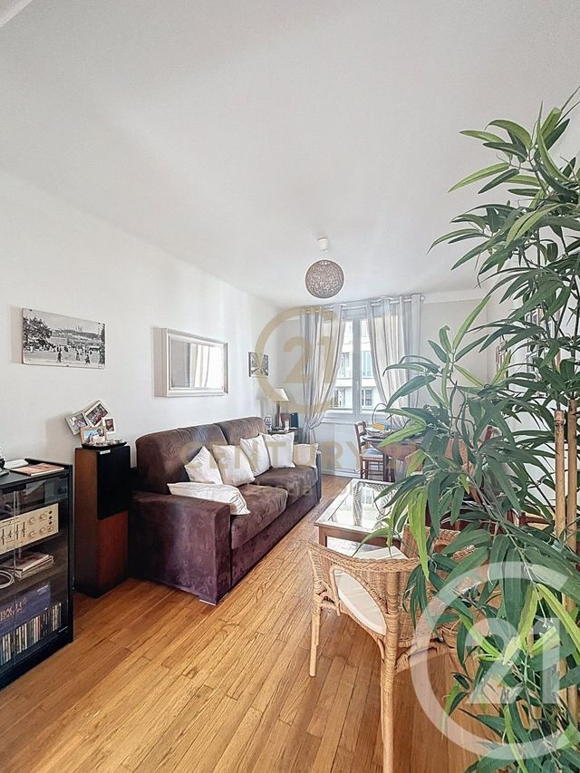 Appartement F3 à vendre - 3 pièces - 68.41 m2 - LYON - 69008 - RHONE-ALPES - Century 21 Hestia Ldi