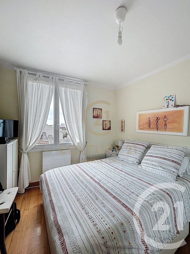 Appartement F3 à vendre - 3 pièces - 68.41 m2 - LYON - 69008 - RHONE-ALPES - Century 21 Hestia Ldi