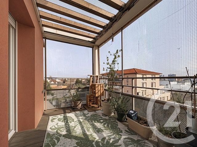 Appartement F3 à louer - 3 pièces - 56.53 m2 - VENISSIEUX - 69 - RHONE-ALPES - Century 21 Hestia Ldi