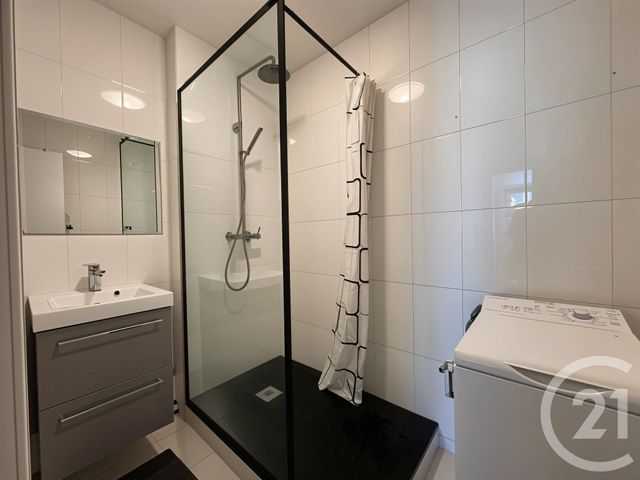 Appartement F4 à louer - 4 pièces - 64.66 m2 - VENISSIEUX - 69 - RHONE-ALPES - Century 21 Hestia Ldi