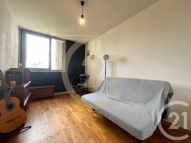 Appartement T4 à vendre - 4 pièces - 93.16 m2 - VENISSIEUX - 69 - RHONE-ALPES - Century 21 Hestia Ldi