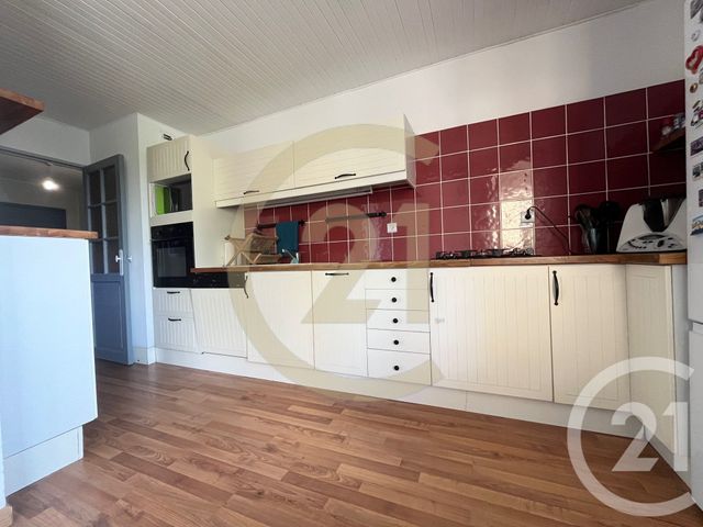 Appartement T4 à vendre - 4 pièces - 93.16 m2 - VENISSIEUX - 69 - RHONE-ALPES - Century 21 Hestia Ldi