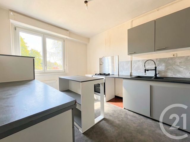 Appartement T3 à louer - 3 pièces - 72.27 m2 - BRON - 69 - RHONE-ALPES - Century 21 Hestia Ldi