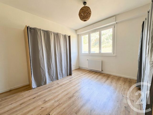 Appartement T3 à louer - 3 pièces - 72.27 m2 - BRON - 69 - RHONE-ALPES - Century 21 Hestia Ldi