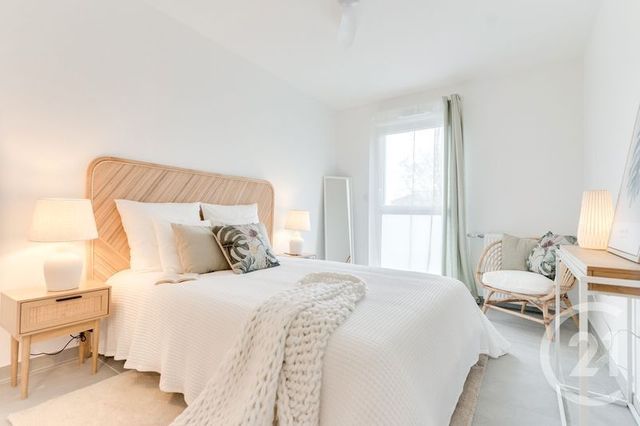 Appartement à vendre - 4 pièces - 78.5 m2 - VENISSIEUX - 69 - RHONE-ALPES - Century 21 Hestia Ldi