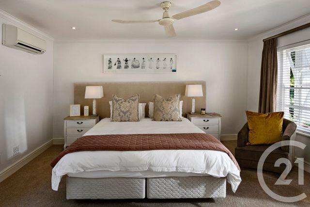 Appartement à vendre - 5 pièces - 97.0 m2 - BRON - 69 - RHONE-ALPES - Century 21 Hestia Ldi