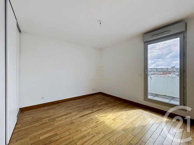Appartement F3 à vendre - 3 pièces - 68.41 m2 - LYON - 69008 - RHONE-ALPES - Century 21 Hestia Ldi