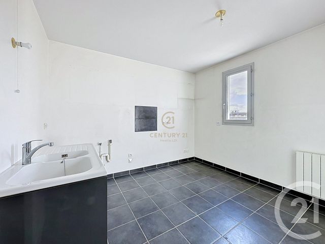 Appartement F3 à vendre - 3 pièces - 68.41 m2 - LYON - 69008 - RHONE-ALPES - Century 21 Hestia Ldi