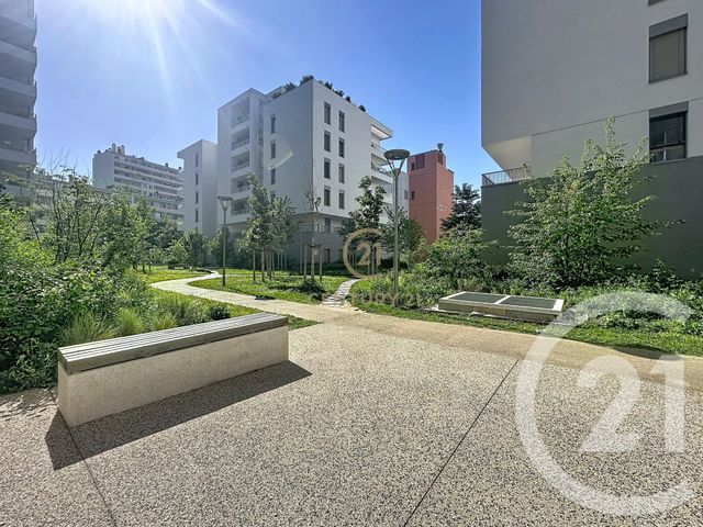 Appartement Studio à vendre - 1 pièce - 26.38 m2 - LYON - 69008 - RHONE-ALPES - Century 21 Hestia Ldi