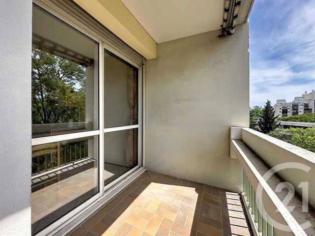 Appartement F4 à vendre - 4 pièces - 86.64 m2 - LYON - 69008 - RHONE-ALPES - Century 21 Hestia Ldi