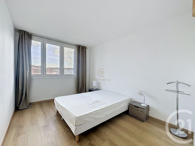 Appartement T3 à louer - 3 pièces - 68.31 m2 - VENISSIEUX - 69 - RHONE-ALPES - Century 21 Hestia Ldi