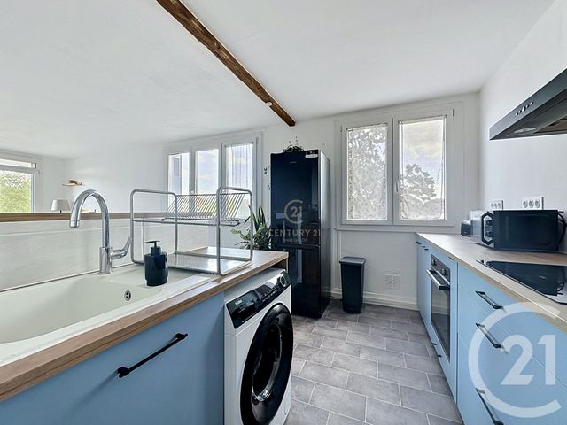 Appartement T3 à louer - 3 pièces - 68.31 m2 - VENISSIEUX - 69 - RHONE-ALPES - Century 21 Hestia Ldi