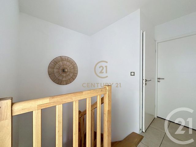 Appartement F4 à louer - 4 pièces - 90.78 m2 - LYON - 69008 - RHONE-ALPES - Century 21 Hestia Ldi