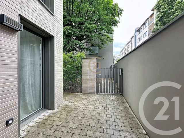 Appartement F4 à louer - 4 pièces - 90.78 m2 - LYON - 69008 - RHONE-ALPES - Century 21 Hestia Ldi