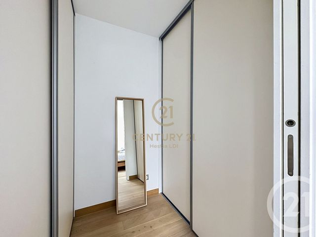Appartement F4 à louer - 4 pièces - 90.78 m2 - LYON - 69008 - RHONE-ALPES - Century 21 Hestia Ldi