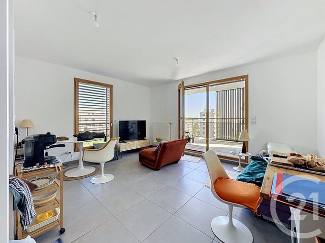 Appartement F1 à vendre - 1 pièce - 33.0 m2 - LYON - 69008 - RHONE-ALPES - Century 21 Hestia Ldi