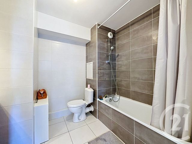 Appartement F1 à vendre - 1 pièce - 33.0 m2 - LYON - 69008 - RHONE-ALPES - Century 21 Hestia Ldi