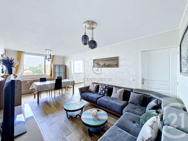 Appartement T3 à vendre - 3 pièces - 79.54 m2 - LYON - 69008 - RHONE-ALPES - Century 21 Hestia Ldi