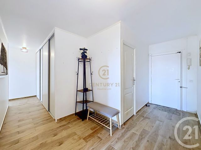 Appartement T3 à vendre - 3 pièces - 79.54 m2 - LYON - 69008 - RHONE-ALPES - Century 21 Hestia Ldi