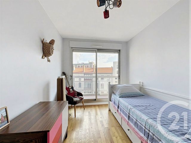 Appartement F4 à vendre - 4 pièces - 96.0 m2 - VILLEURBANNE - 69 - RHONE-ALPES - Century 21 Hestia Ldi