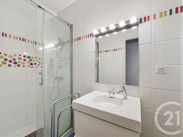 Appartement F4 à vendre - 4 pièces - 96.0 m2 - VILLEURBANNE - 69 - RHONE-ALPES - Century 21 Hestia Ldi