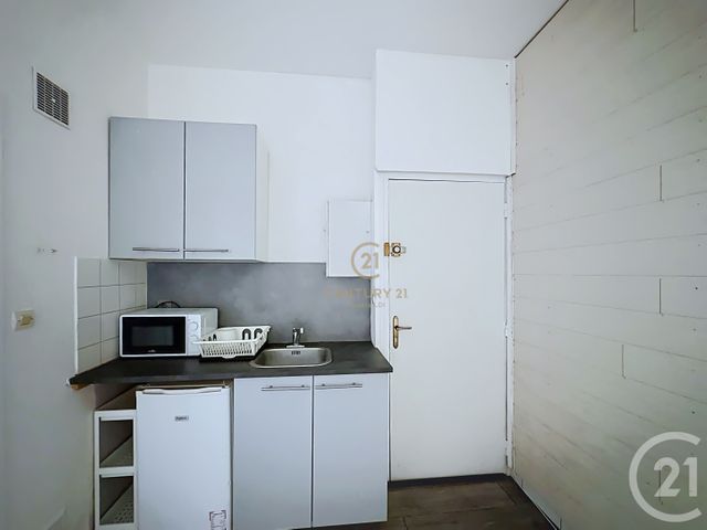 Appartement Studio à vendre - 1 pièce - 17.0 m2 - LYON - 69008 - RHONE-ALPES - Century 21 Hestia Ldi