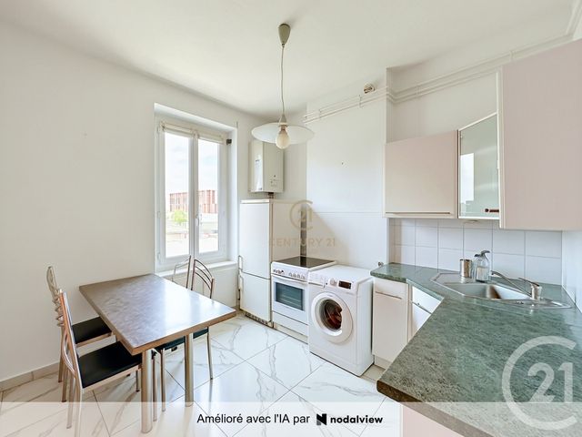 Appartement T2 à vendre - 2 pièces - 41.46 m2 - LYON - 69008 - RHONE-ALPES - Century 21 Hestia Ldi