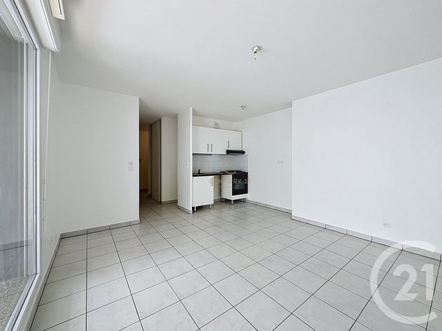 Appartement F3 à vendre - 3 pièces - 55.65 m2 - VENISSIEUX - 69 - RHONE-ALPES - Century 21 Hestia Ldi