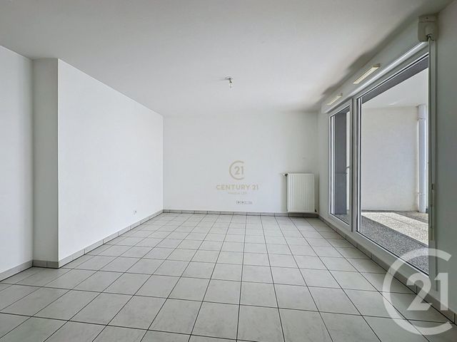 Appartement F3 à vendre - 3 pièces - 55.65 m2 - VENISSIEUX - 69 - RHONE-ALPES - Century 21 Hestia Ldi