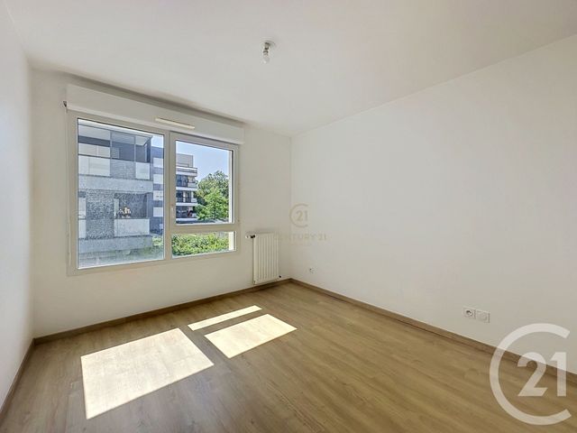 Appartement F3 à vendre - 3 pièces - 55.65 m2 - VENISSIEUX - 69 - RHONE-ALPES - Century 21 Hestia Ldi