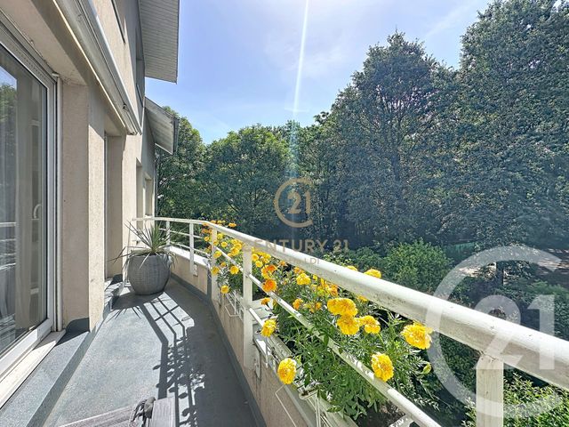Appartement F3 à vendre - 3 pièces - 63.0 m2 - BRON - 69 - RHONE-ALPES - Century 21 Hestia Ldi
