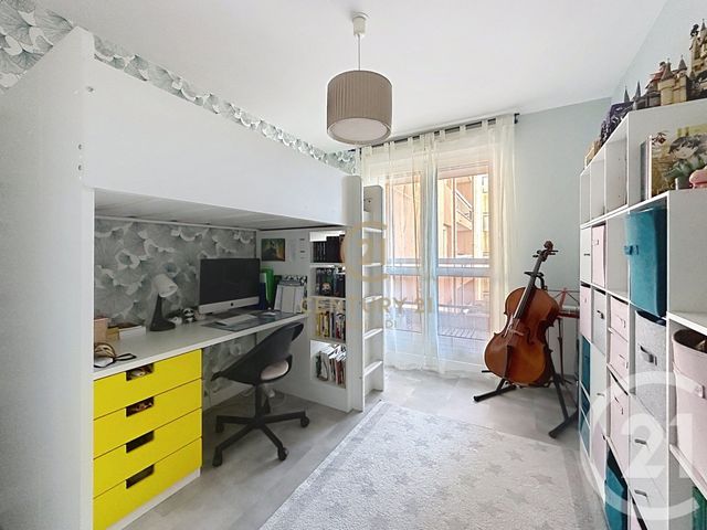 Appartement F5 à vendre - 5 pièces - 113.27 m2 - LYON - 69008 - RHONE-ALPES - Century 21 Hestia Ldi