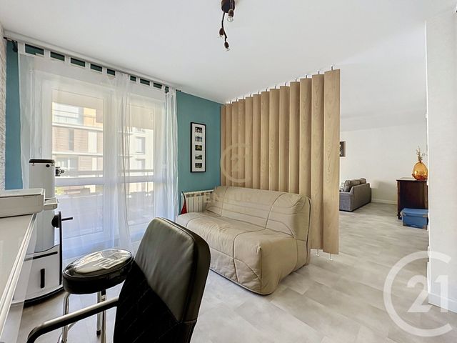Appartement F5 à vendre - 5 pièces - 113.27 m2 - LYON - 69008 - RHONE-ALPES - Century 21 Hestia Ldi