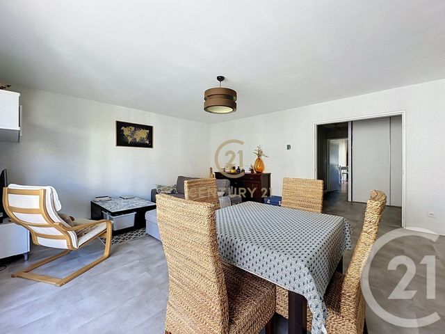 Appartement F5 à vendre - 5 pièces - 113.27 m2 - LYON - 69008 - RHONE-ALPES - Century 21 Hestia Ldi