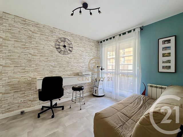 Appartement F5 à vendre - 5 pièces - 113.27 m2 - LYON - 69008 - RHONE-ALPES - Century 21 Hestia Ldi