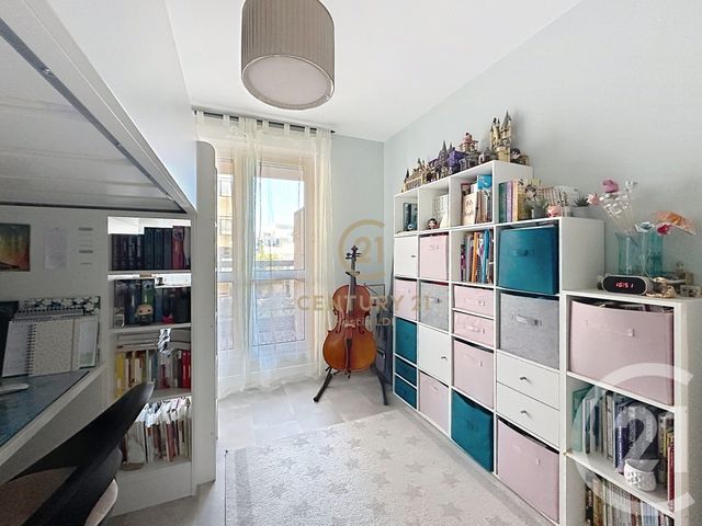 Appartement F5 à vendre - 5 pièces - 113.27 m2 - LYON - 69008 - RHONE-ALPES - Century 21 Hestia Ldi