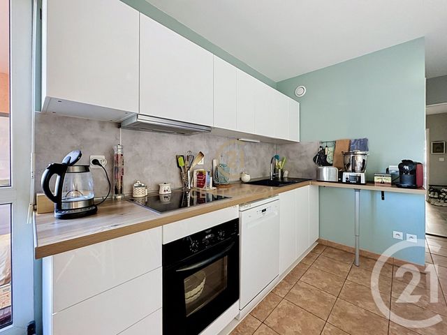 Appartement F5 à vendre - 5 pièces - 113.27 m2 - LYON - 69008 - RHONE-ALPES - Century 21 Hestia Ldi