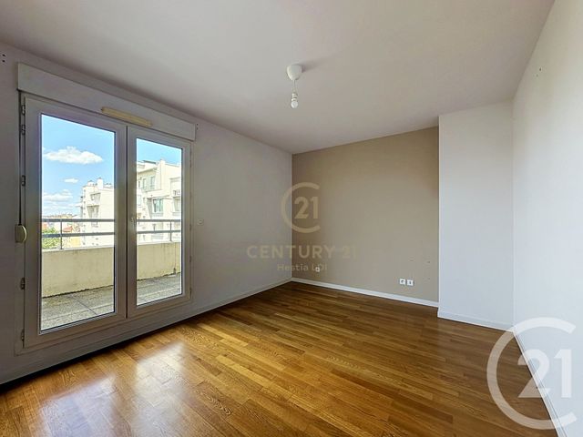 Appartement F4 à vendre - 4 pièces - 92.63 m2 - LYON - 69008 - RHONE-ALPES - Century 21 Hestia Ldi