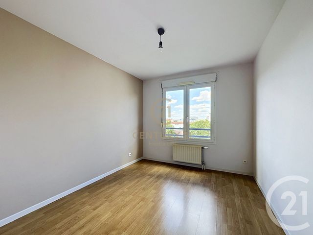 Appartement F4 à vendre - 4 pièces - 92.63 m2 - LYON - 69008 - RHONE-ALPES - Century 21 Hestia Ldi