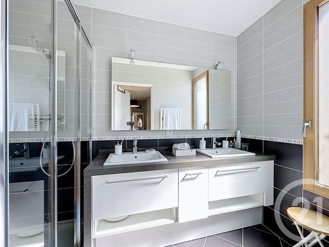 Appartement T4 à vendre - 4 pièces - 92.36 m2 - LYON - 69005 - RHONE-ALPES - Century 21 Hestia Ldi