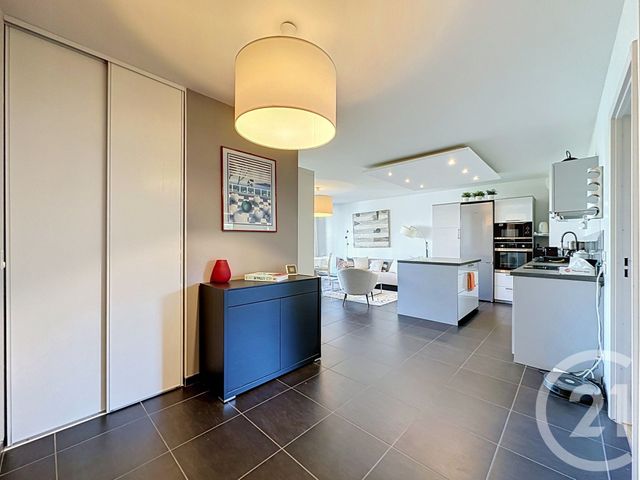Appartement T4 à vendre - 4 pièces - 92.36 m2 - LYON - 69005 - RHONE-ALPES - Century 21 Hestia Ldi