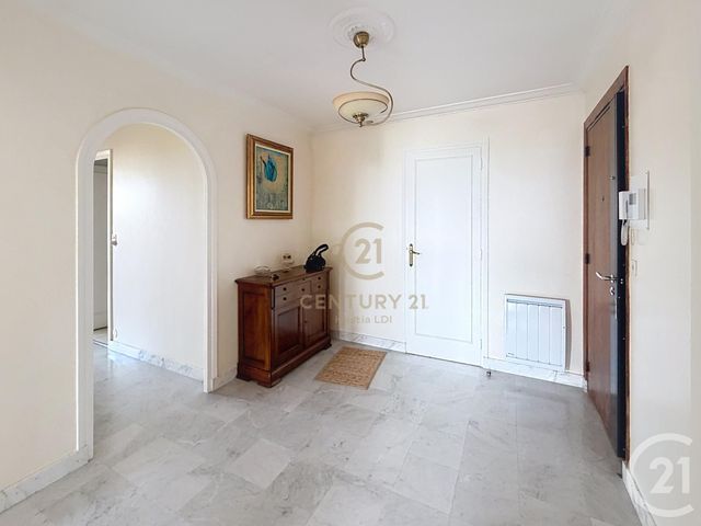 Appartement T3 à vendre - 3 pièces - 79.48 m2 - BRON - 69 - RHONE-ALPES - Century 21 Hestia Ldi