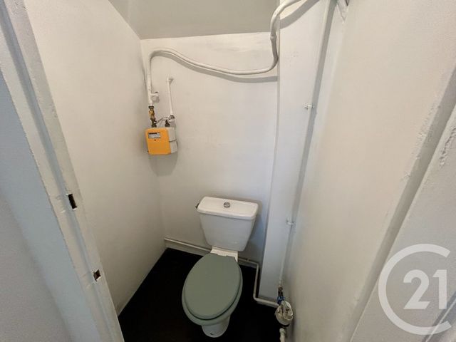 Appartement F3 à louer - 3 pièces - 80.26 m2 - LYON - 69008 - RHONE-ALPES - Century 21 Hestia Ldi