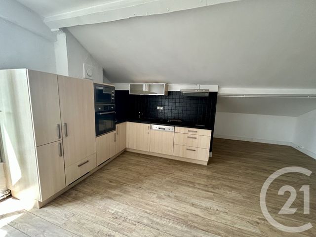 Appartement F3 à louer - 3 pièces - 80.26 m2 - LYON - 69008 - RHONE-ALPES - Century 21 Hestia Ldi